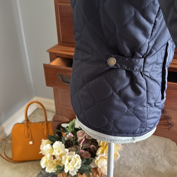H&M L.O.G.G. Diamond Quilted Navy Jacket Size 8 - Picture 8 of 13